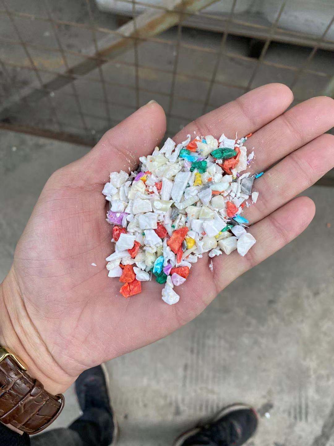 膠頭，膠塊回收 (4)