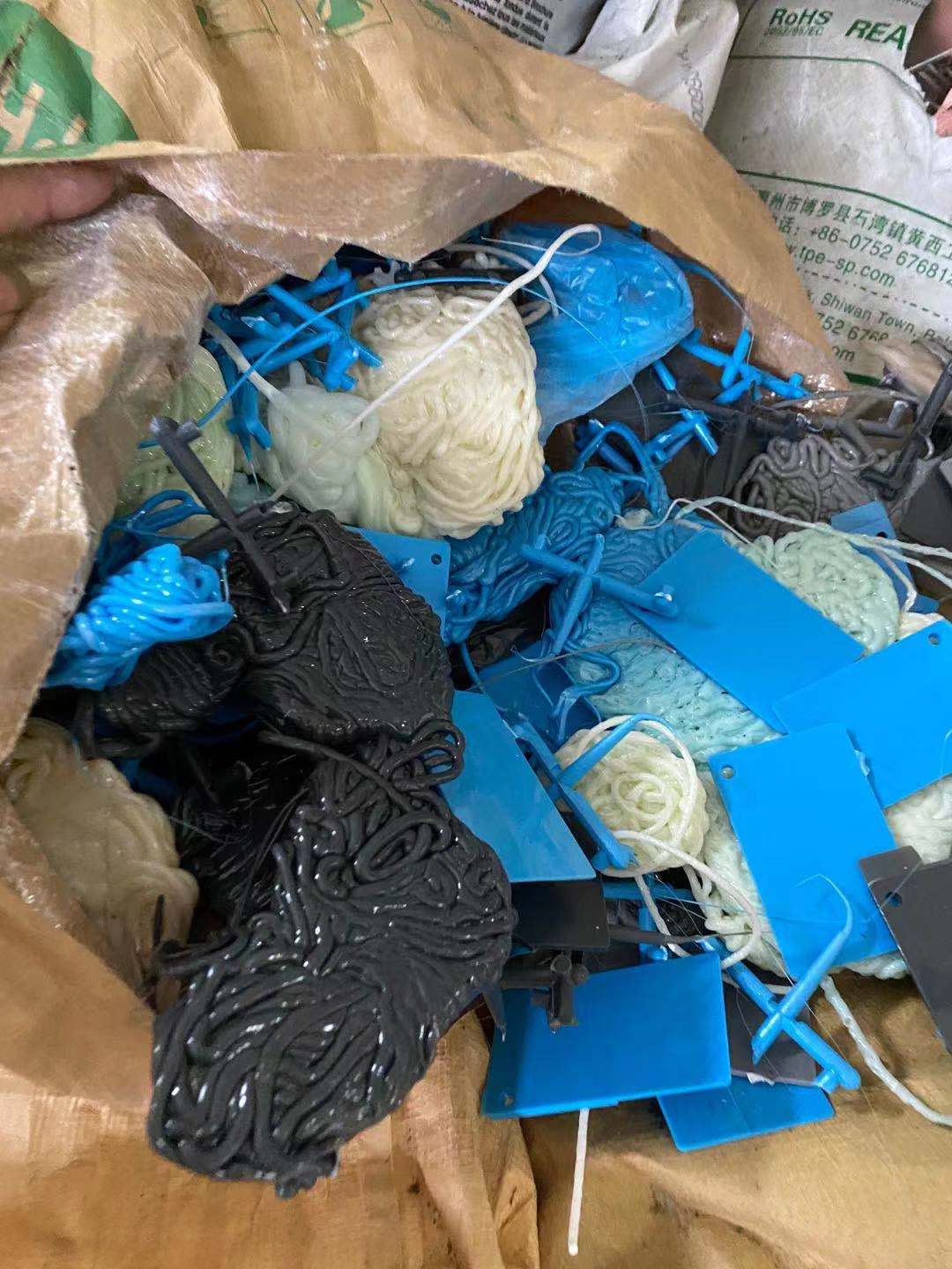 膠頭，膠塊回收 (9)